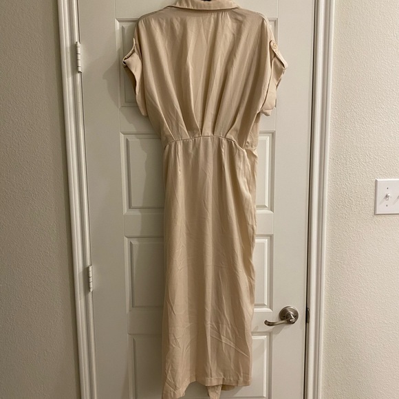 Silk midi Dress - Picture 7 of 8